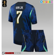 Otroške Nogometnih dresov Brazilija Vinicius Junior #7 Gostujoči SP 2026 Kratki rokavi (+ hlače)